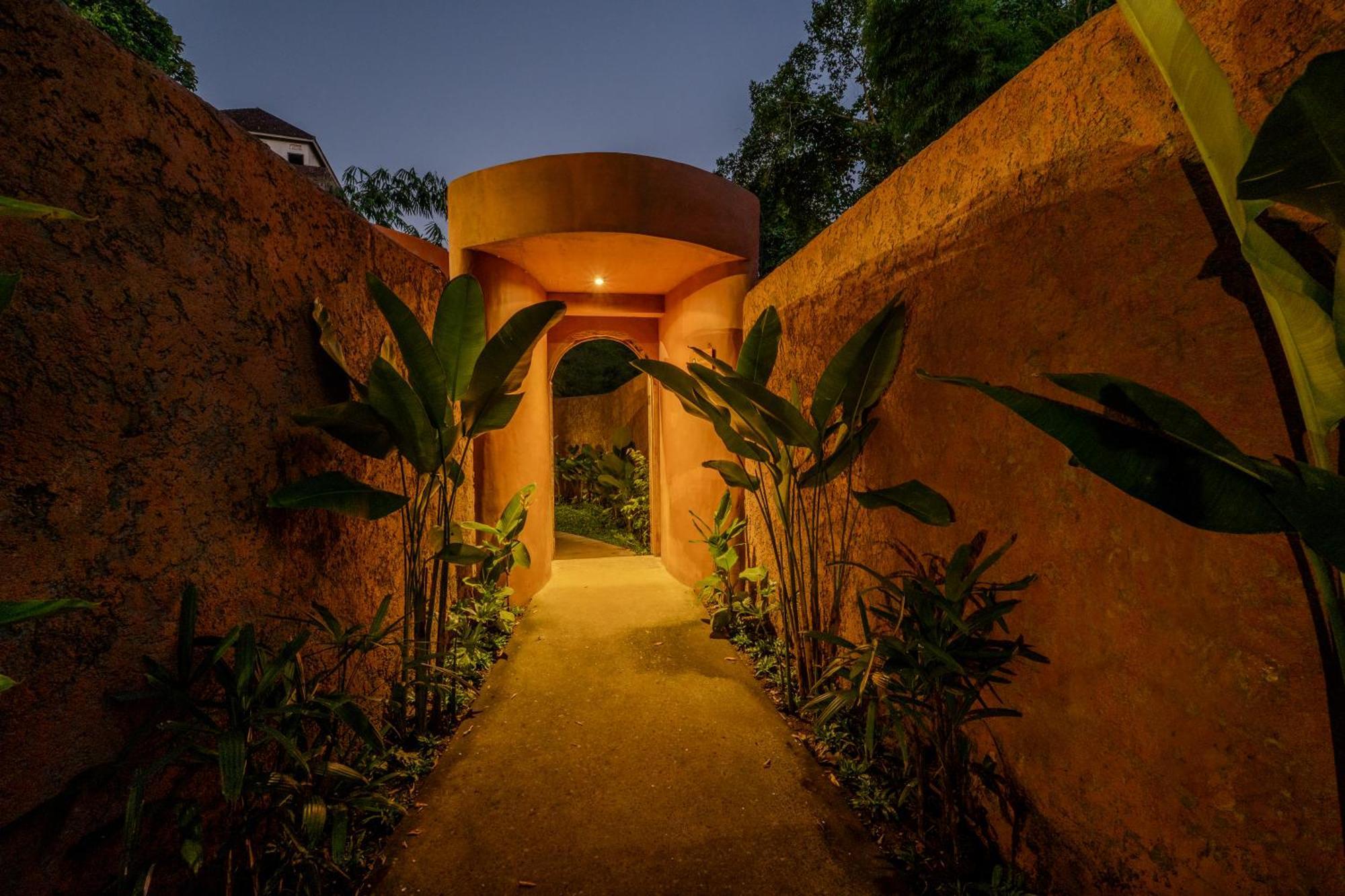 Hotel Sun Sang Eco Retreats à Selemadeg Extérieur photo